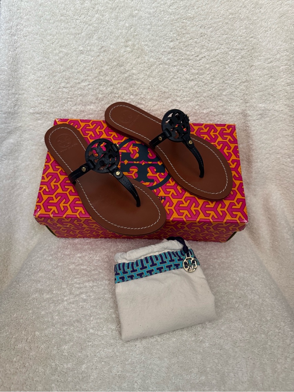 Tory Burch Navy Gabriel Flat Thong Sandal - Size 5.5
